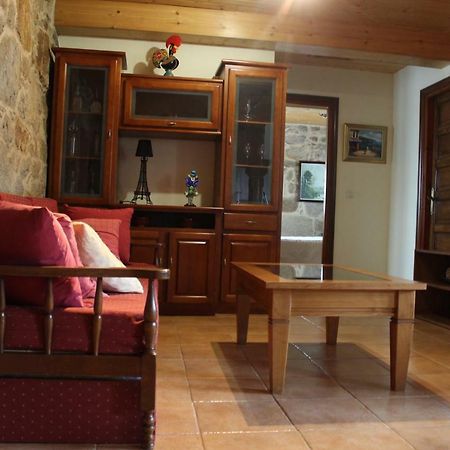הוילה Noalla  A Casina De Pedra מראה חיצוני תמונה