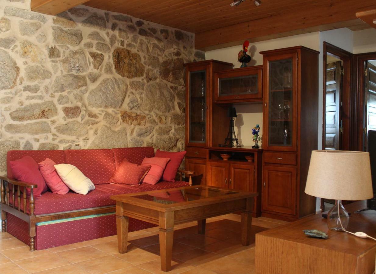 הוילה Noalla  A Casina De Pedra מראה חיצוני תמונה