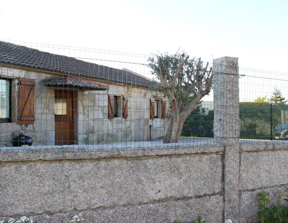 הוילה Noalla  A Casina De Pedra מראה חיצוני תמונה