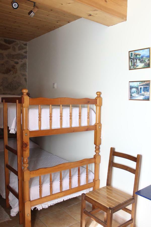 הוילה Noalla  A Casina De Pedra מראה חיצוני תמונה