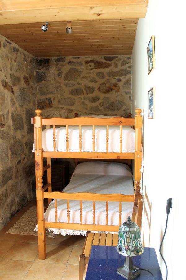 הוילה Noalla  A Casina De Pedra מראה חיצוני תמונה
